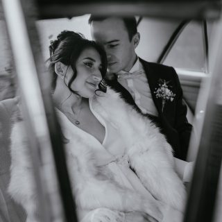 Trotz Regen haben wir innerhalb 20 Minuten das Beste aus dem Wetter gemacht und Erinnerungen fürs Leben für die beiden geschaffen. 💗 Danke für euer Vertrauen und diesen wundervollen Tag mit euch beiden! 

#brautpaarshooting #winterhochzeit #hochzeitsfotografwien #viennaweddingphotographer